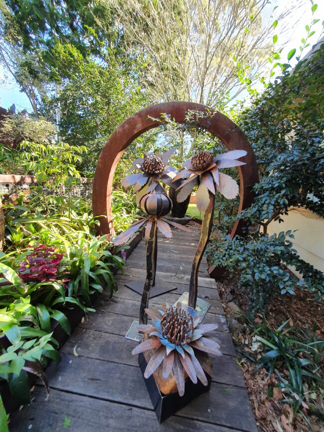 Metal sculpture of flowers