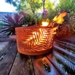 Squat round firepit with "Kentia" pattern