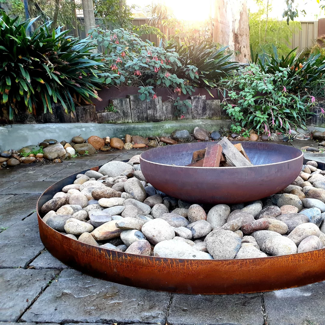 Luna Firebowl for Home & Garden, Heavy Duty Steel - Ironbark Metal Design